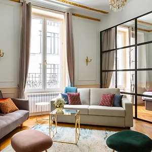 Apartment Merveil - Luxury - Louvre - Aboukir I, Paris